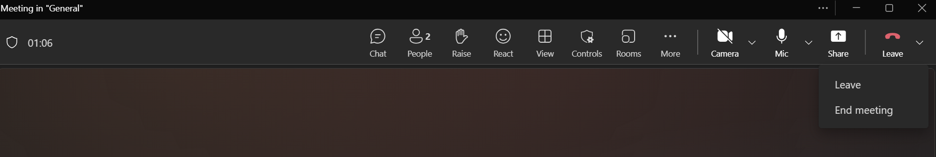 Người tạo meeting trong Microsoft Teams làm sao để kết thúc cuộc họp không bị tắt phiên họp?